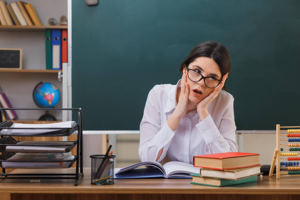 Πόσες θυσίες ακόμα; ( Η περίεργη η βουβαμάρα της εκπαιδευτικής κοινότητας )